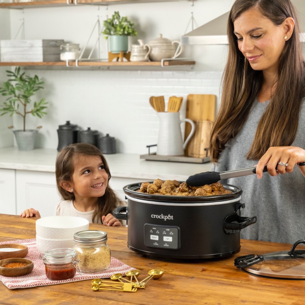 crock-pot-one-touch-control-6-quart-cook-and-carry-slow-cooker-matte-black-u7 Resized_2125185-3